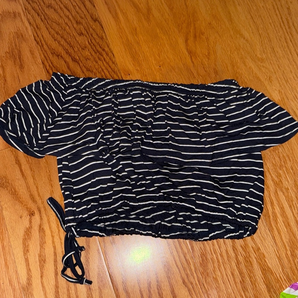 Abercrombie tube crop top